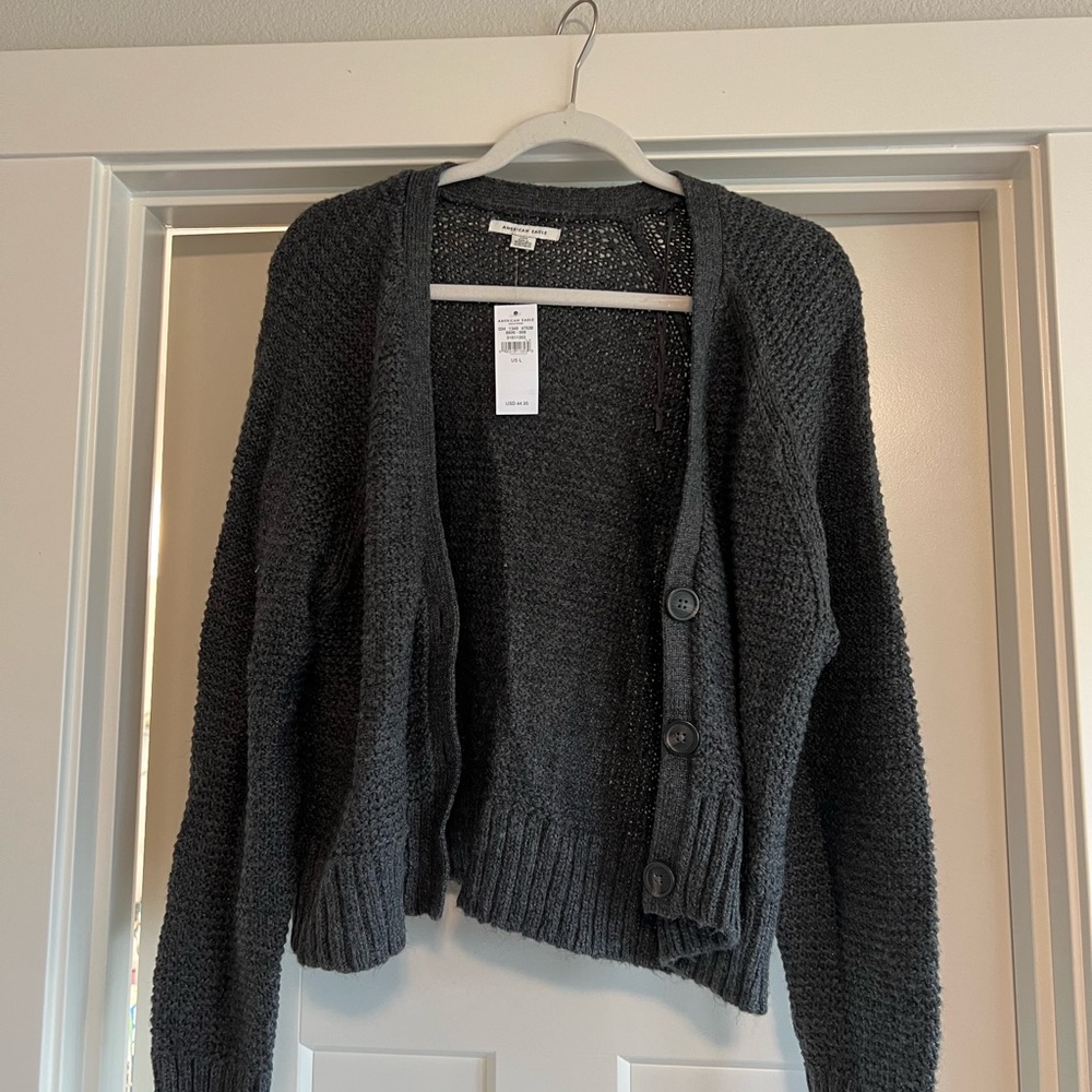 Cropped American Eagle never worn cardigan